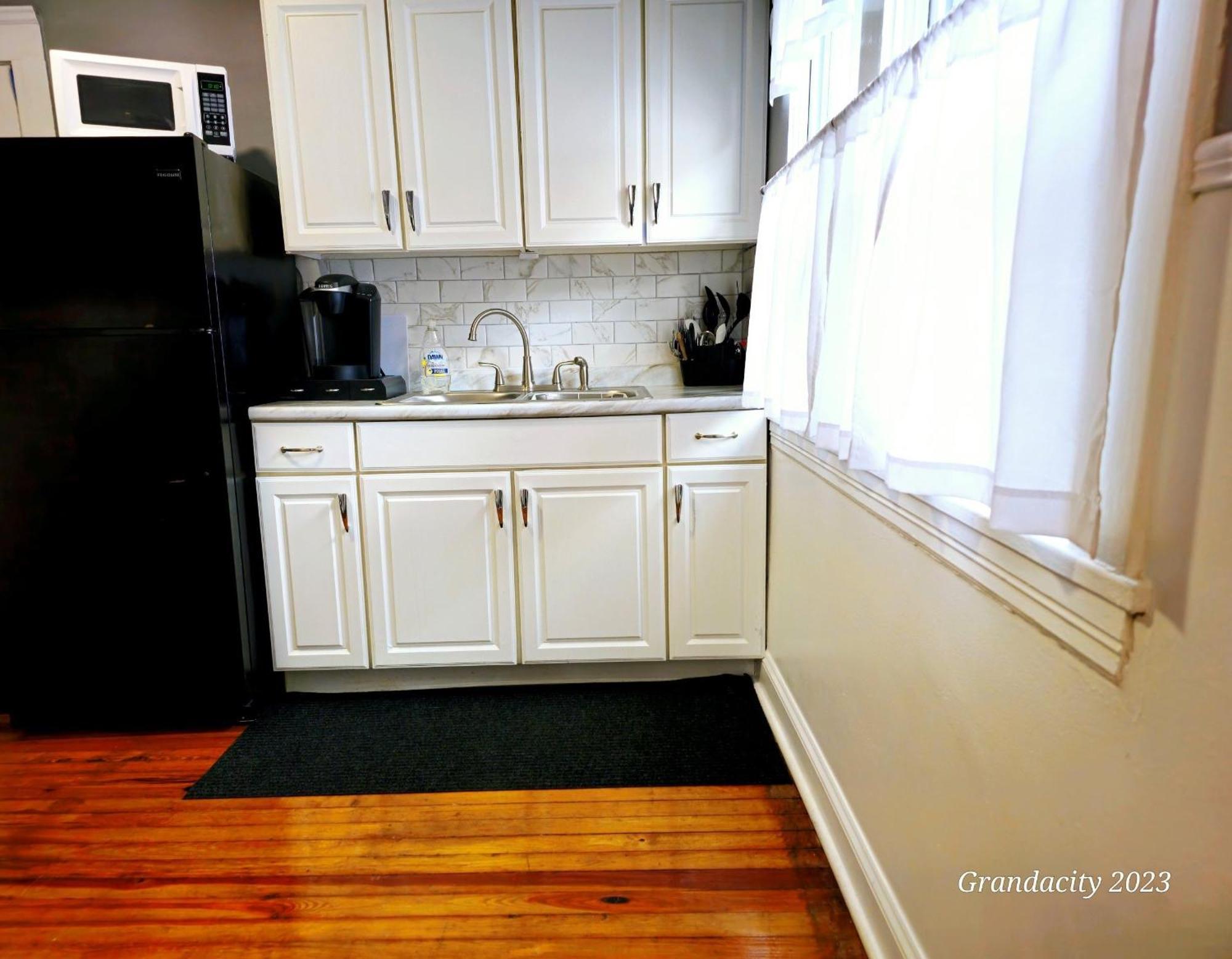 Lovely! Near Cleve Clinic/Uh/Cwru/Dwntwn W/Porch Cleveland Exterior foto